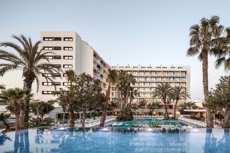 Accessible holiday at Aqua Hotel Silhouette & Spa