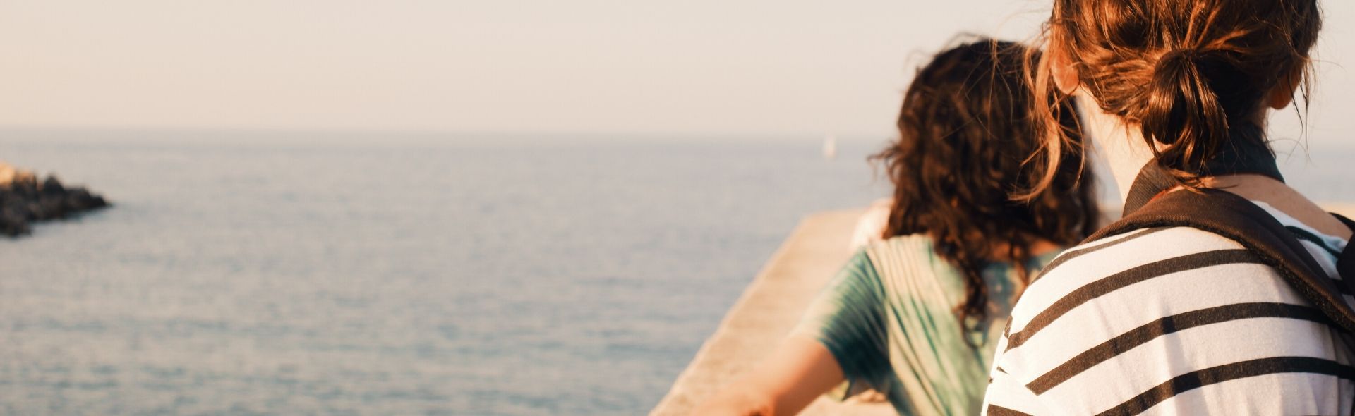 kids watching the sunset