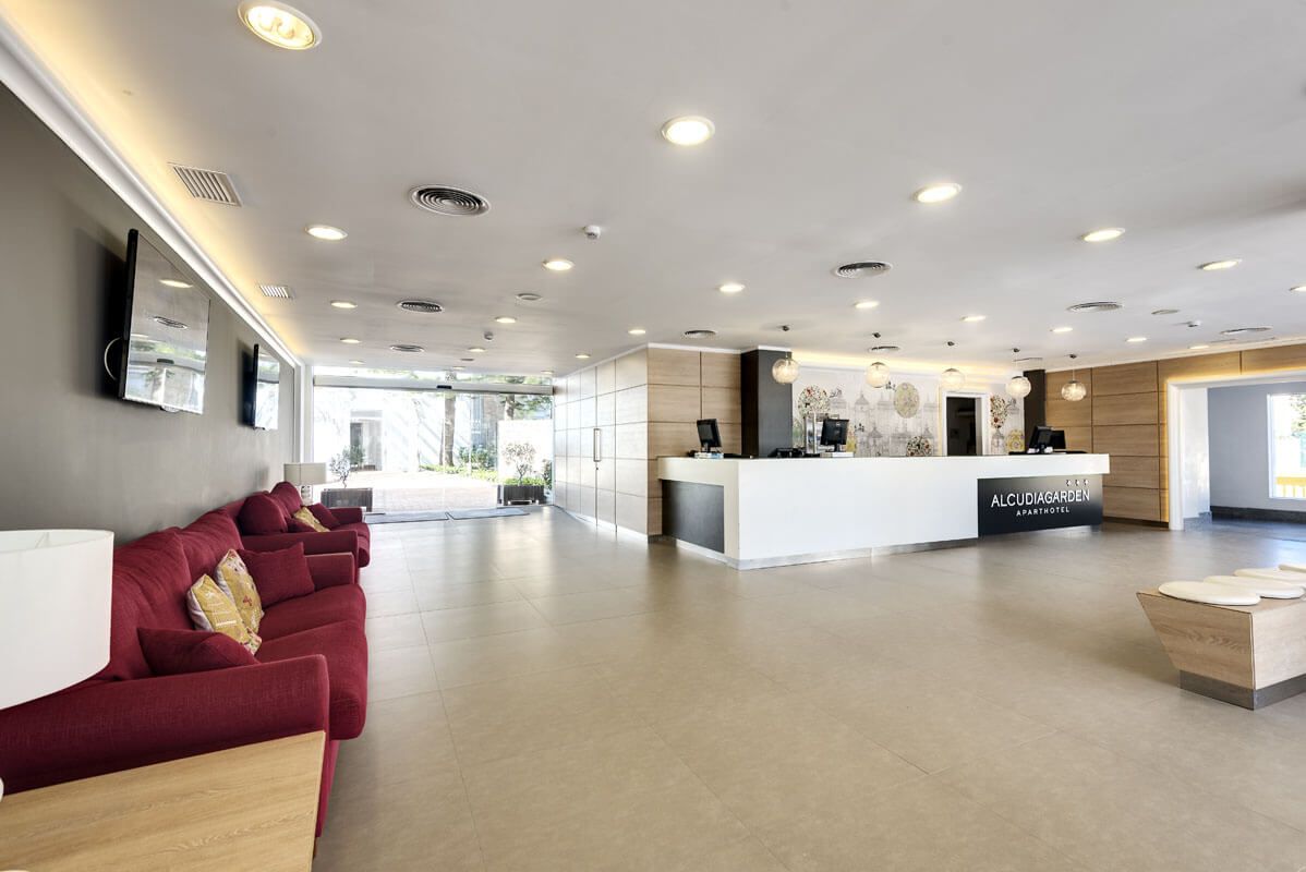 spacious reception lobby and check-in desk