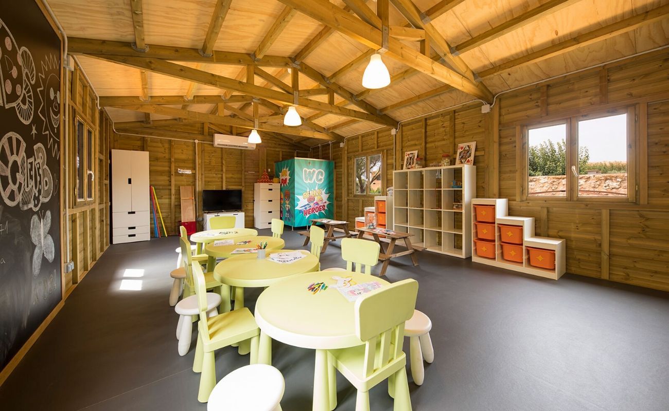 indoor kids club for the children