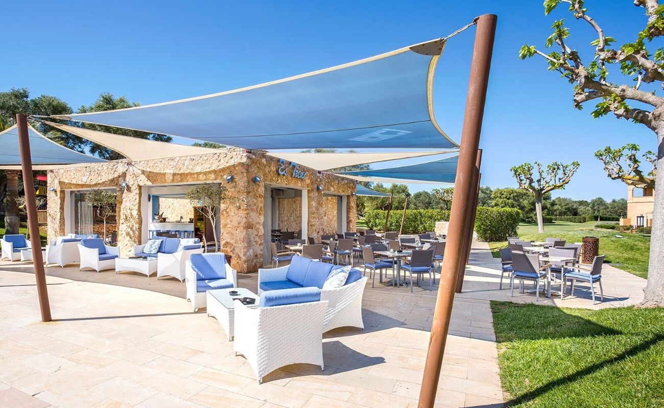 outdoor restaurant and dining area