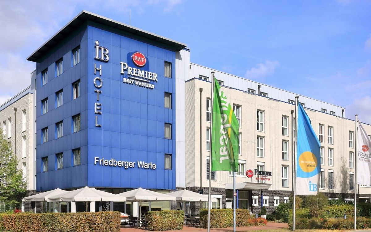 hotel exterior building