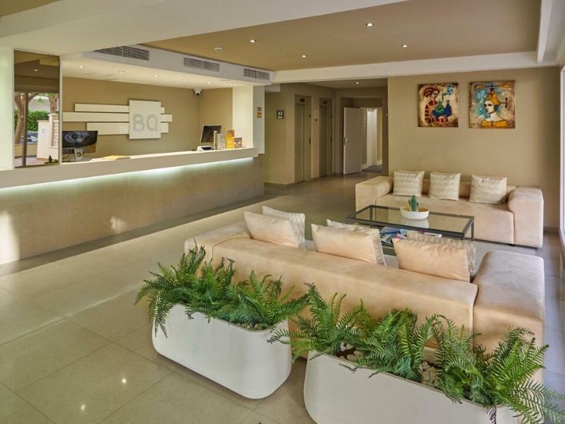 spacious reception lobby and check-in desk