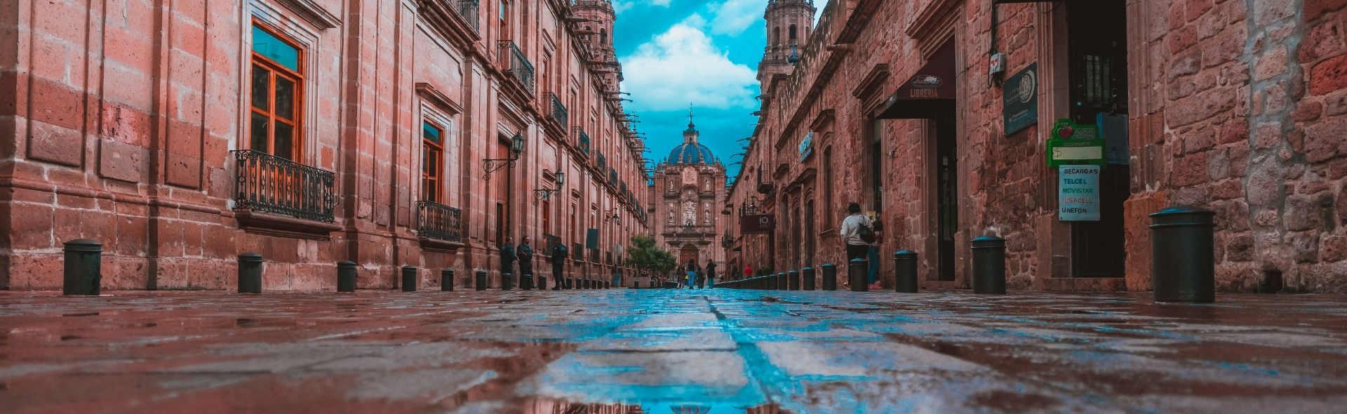 city-stays-in-mexico-banner