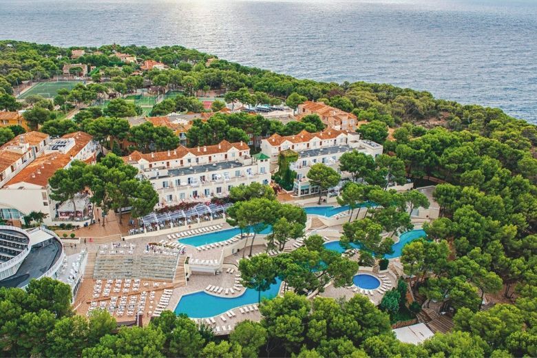 Accessible holiday at Iberostar Waves Club Cala Barca