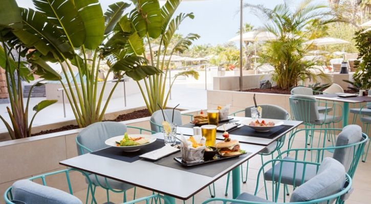 outdoor dining with a view