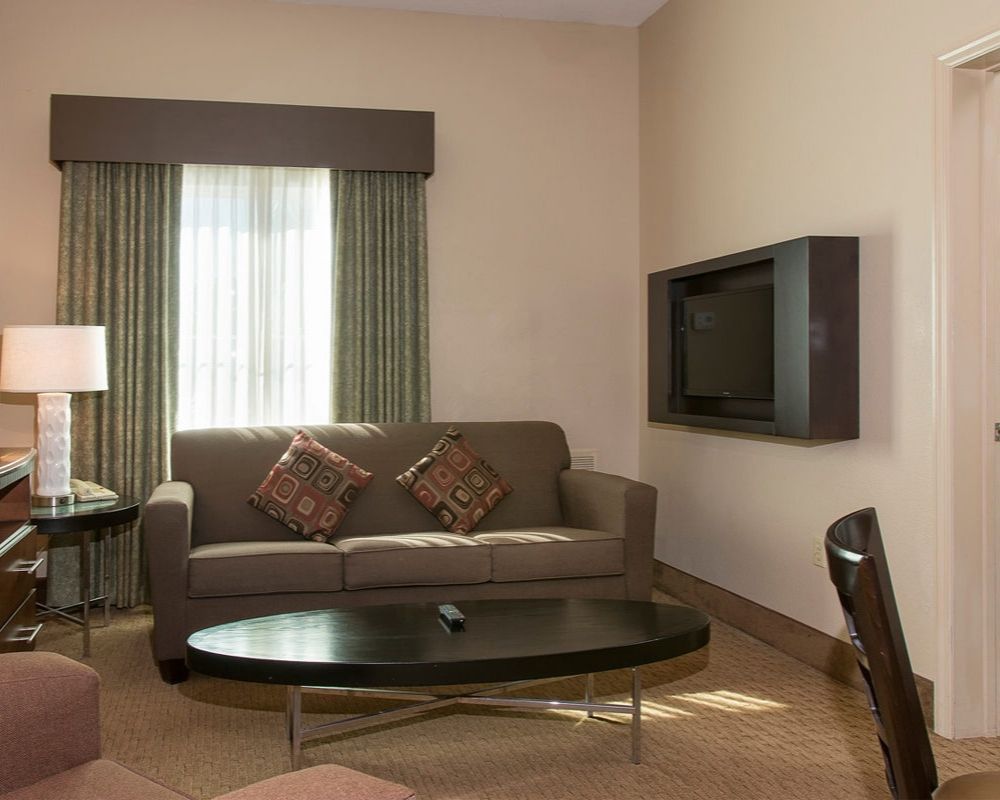 hotel room lounge area