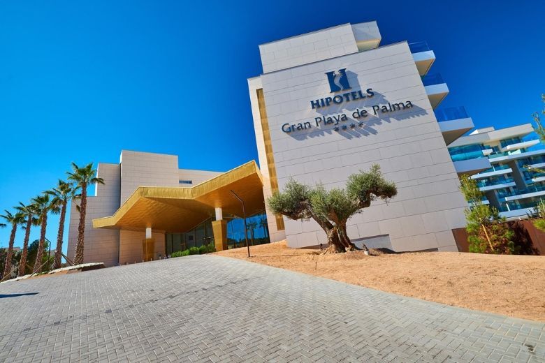 Accessible holiday at Hipotels Gran Playa de Palma