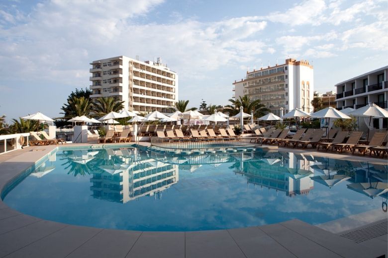 Accessible holiday at Bellamar Hotel Beach & Spa