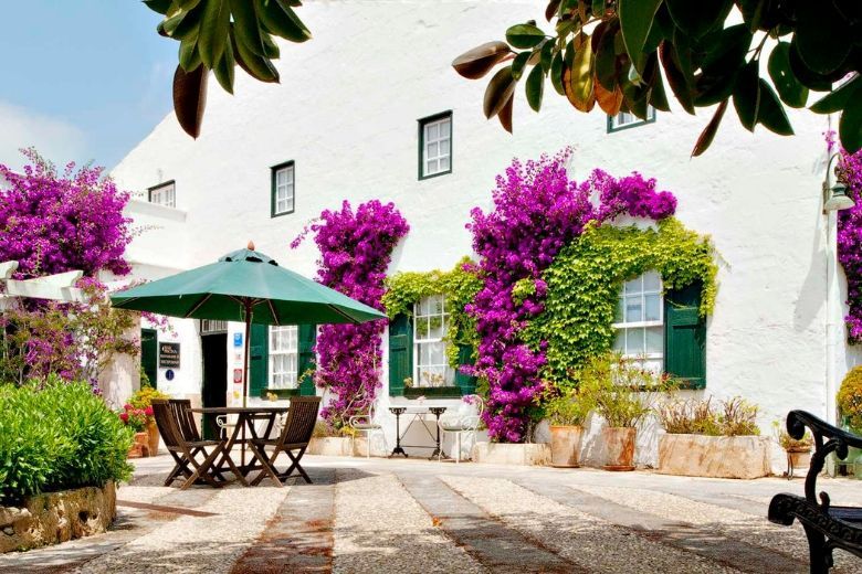 Accessible holiday at Hotel Rural Biniarroca