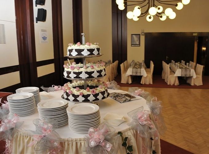 wedding venue with three tiered cake