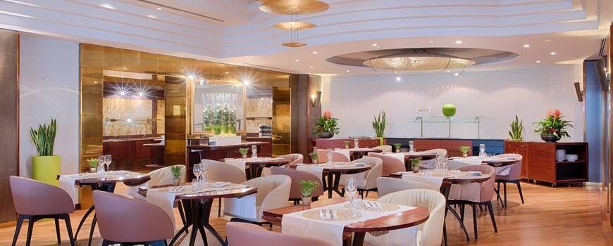 indoor restaurant and dining room