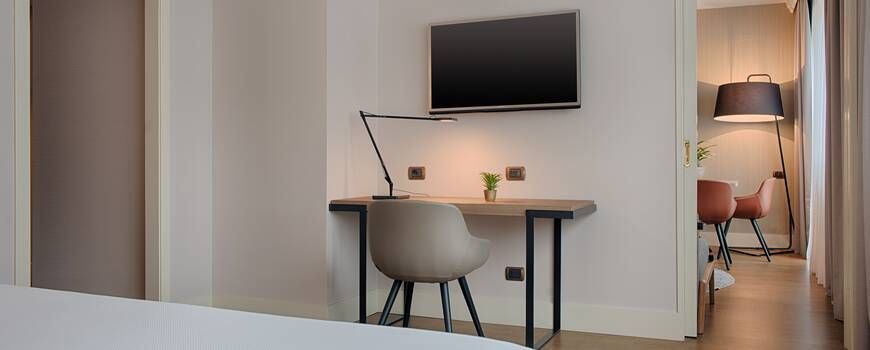 bright and spacious bedroom