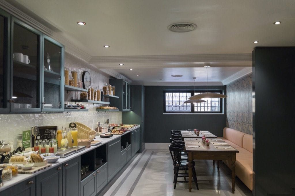 indoor breakfast buffet and dining room