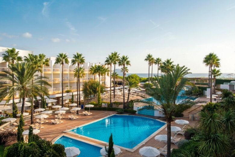 Accessible holiday at Iberostar Selection Albufera Playa