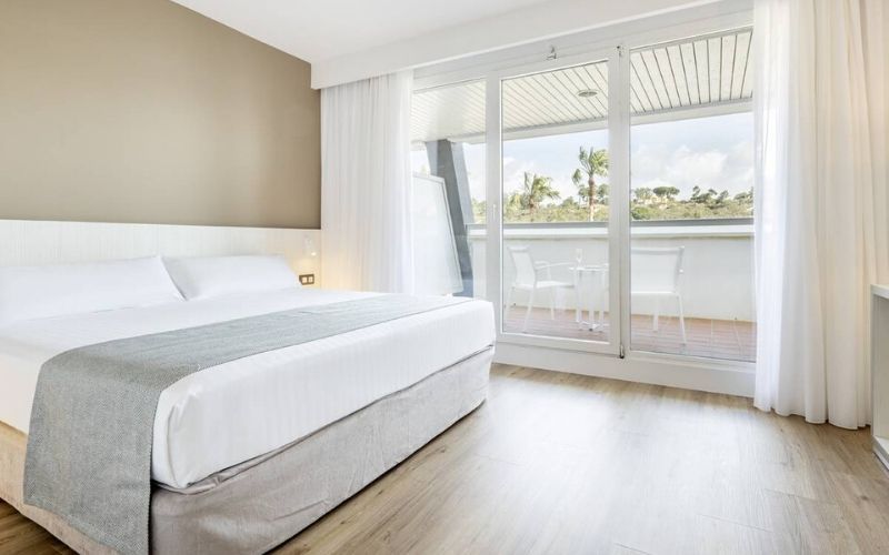 bright and spacious hotel room