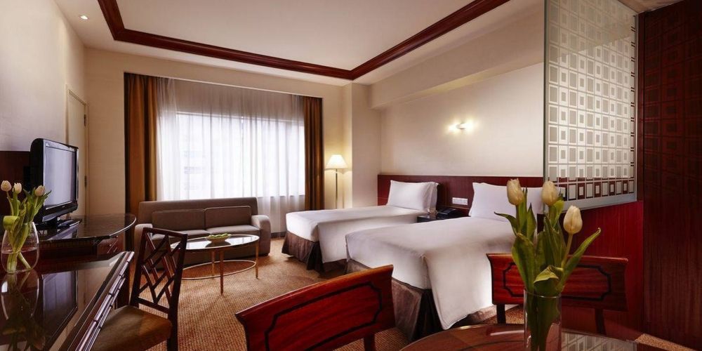 spacious twin bedroom