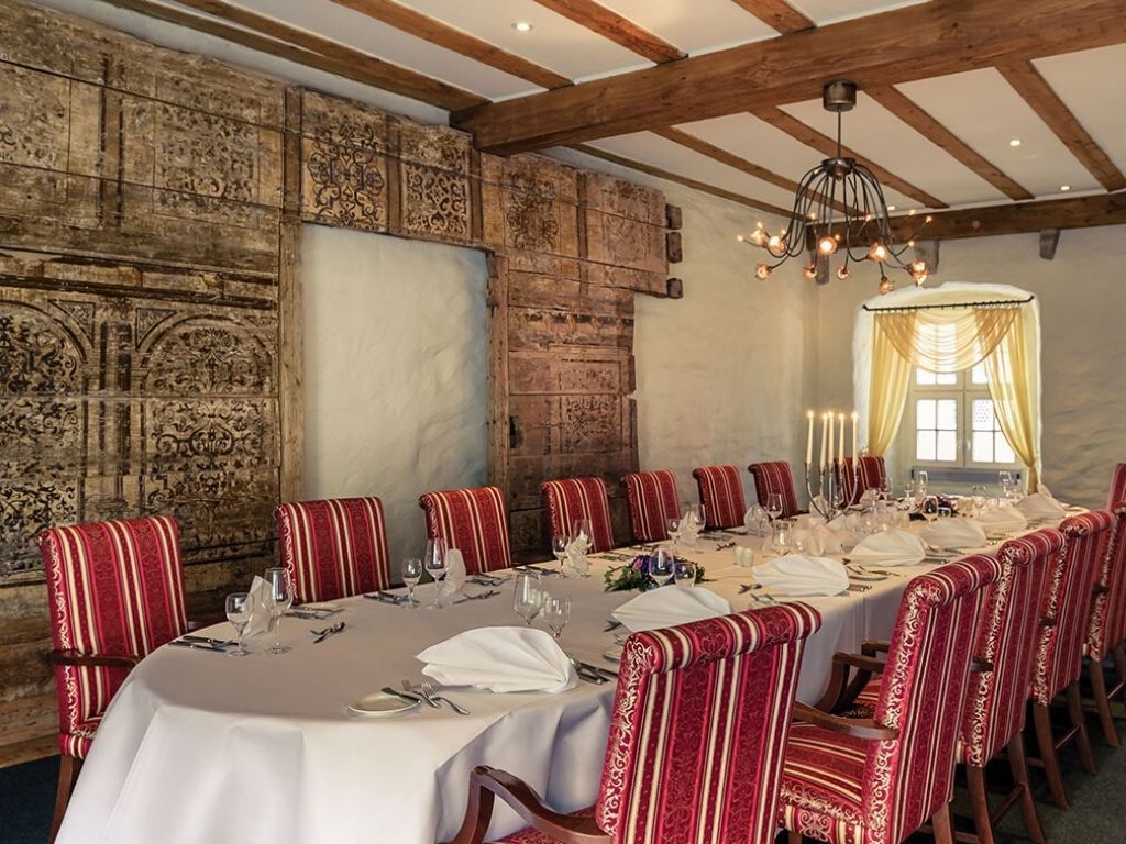 indoor restaurant and dining room