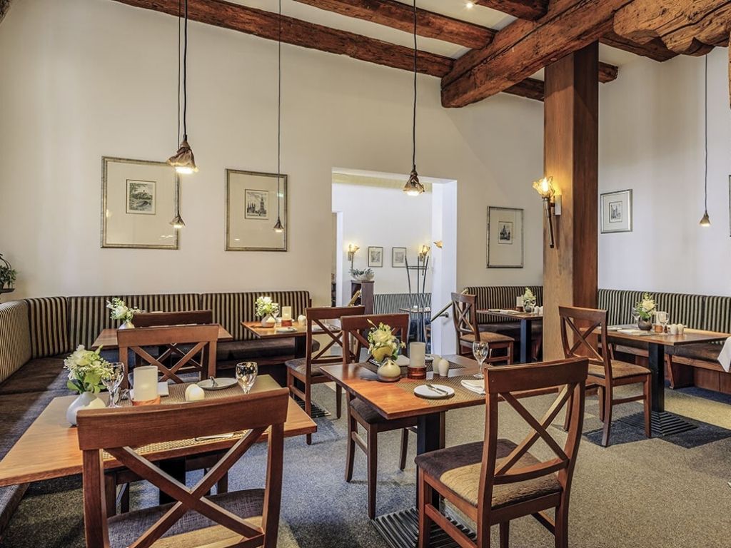 indoor restaurant and dining room