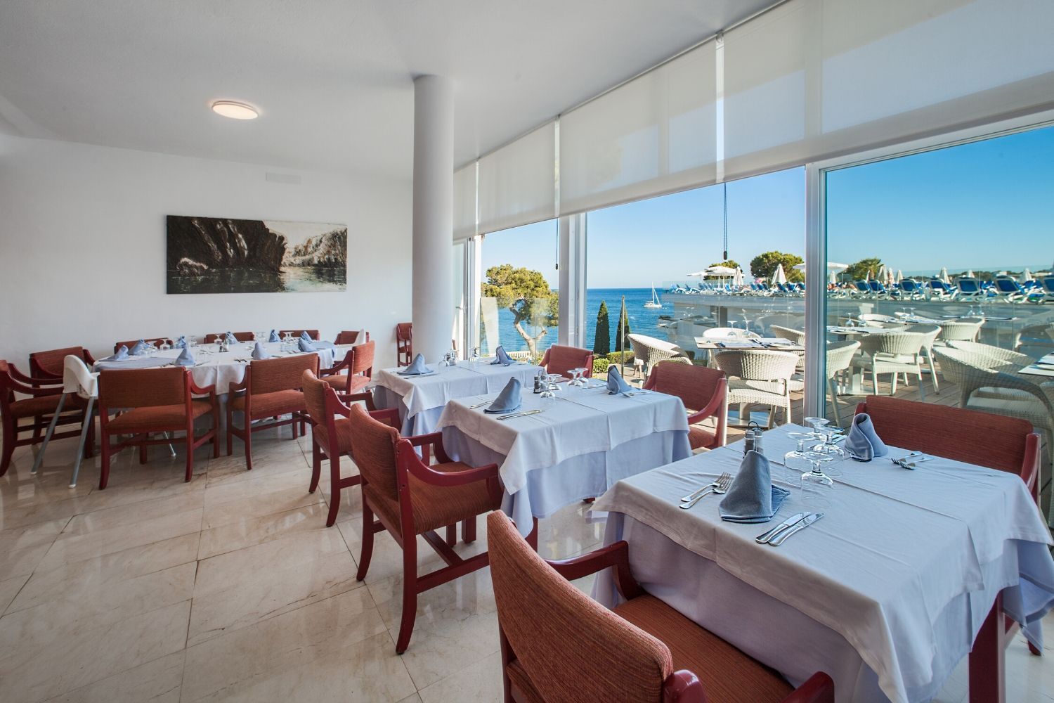 indoor restaurant and dining area