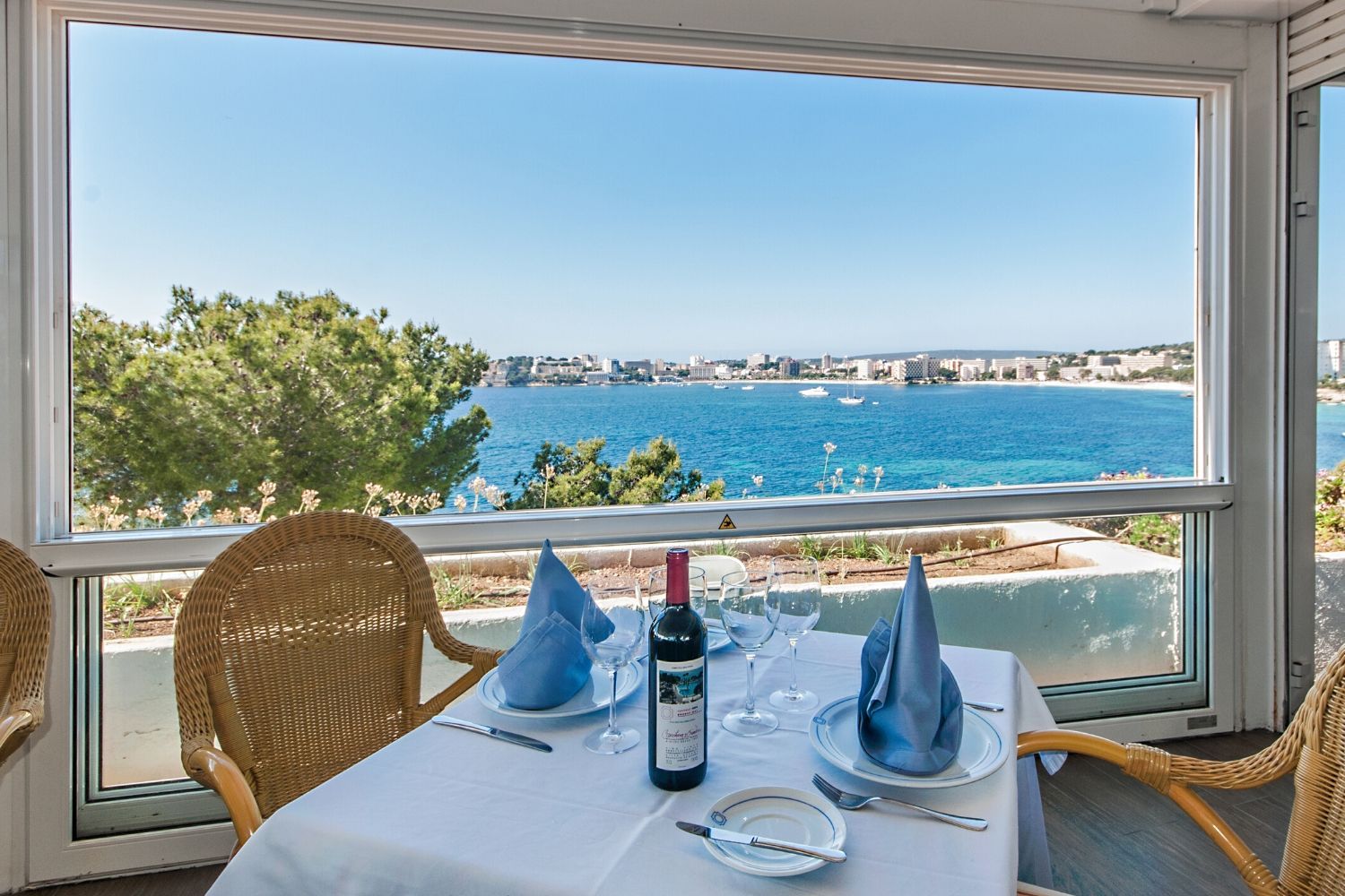 indoor restaurant and dining area