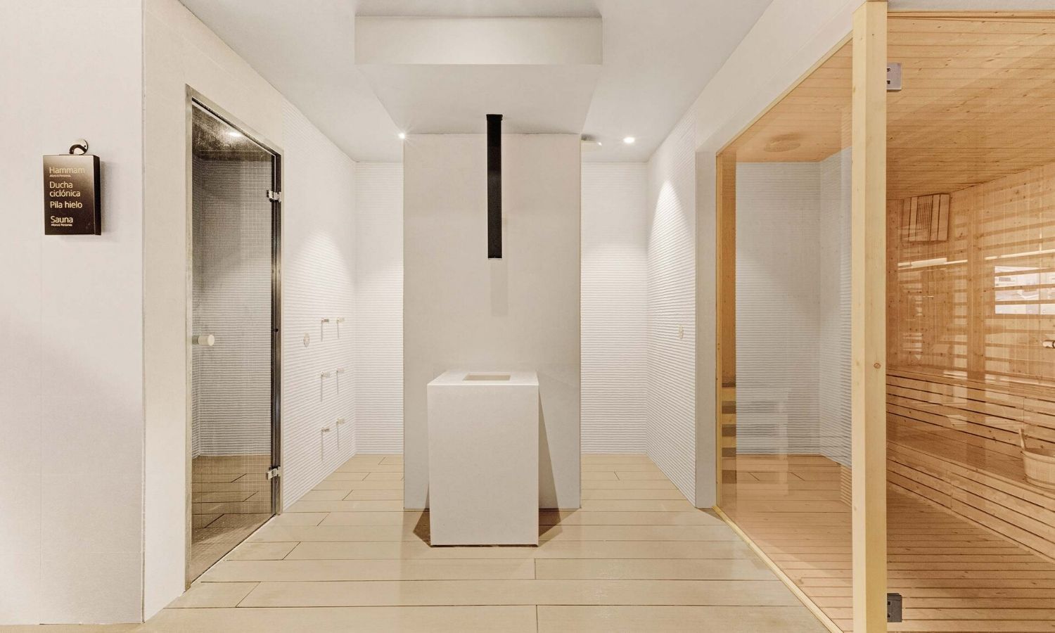 spacious and wheelchair friendly spa