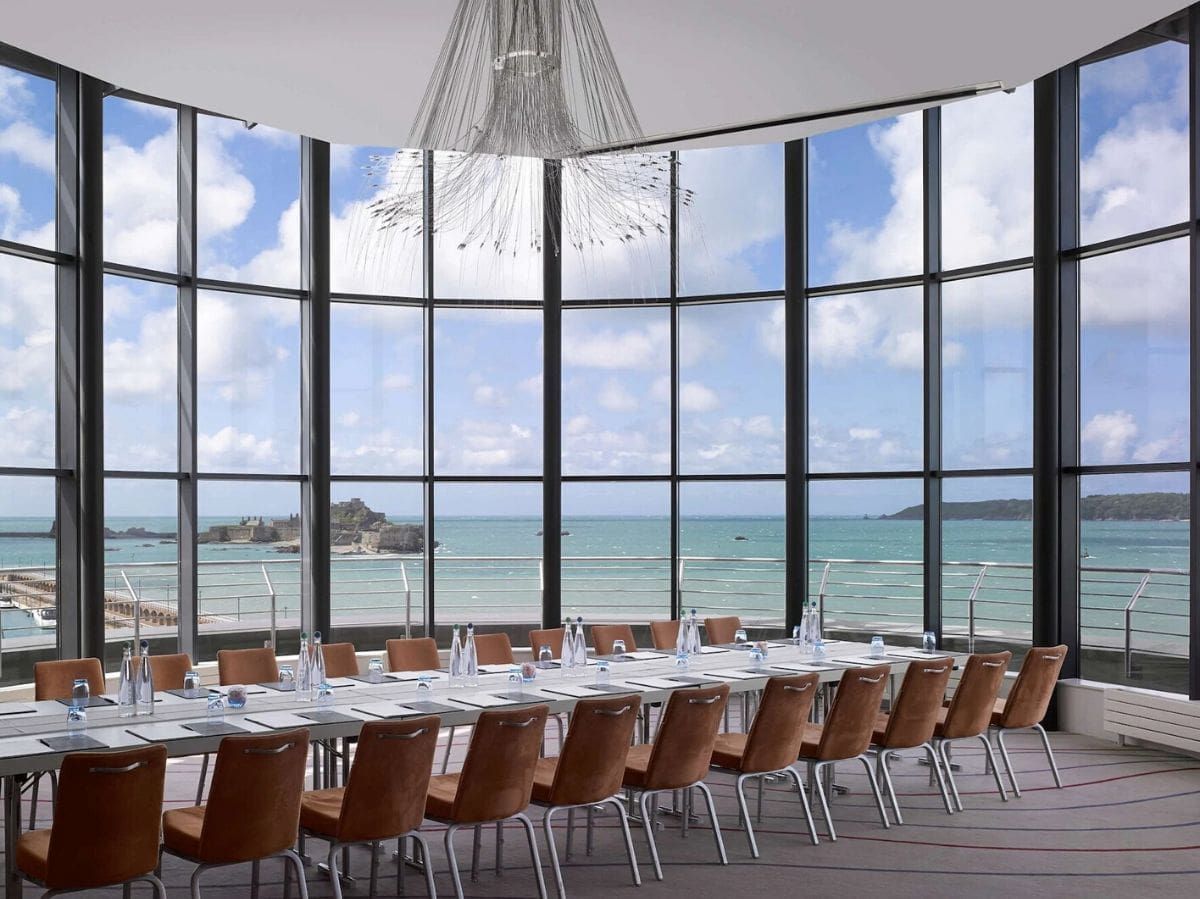 Radisson Blu Waterfront Hotel Enable Holidays