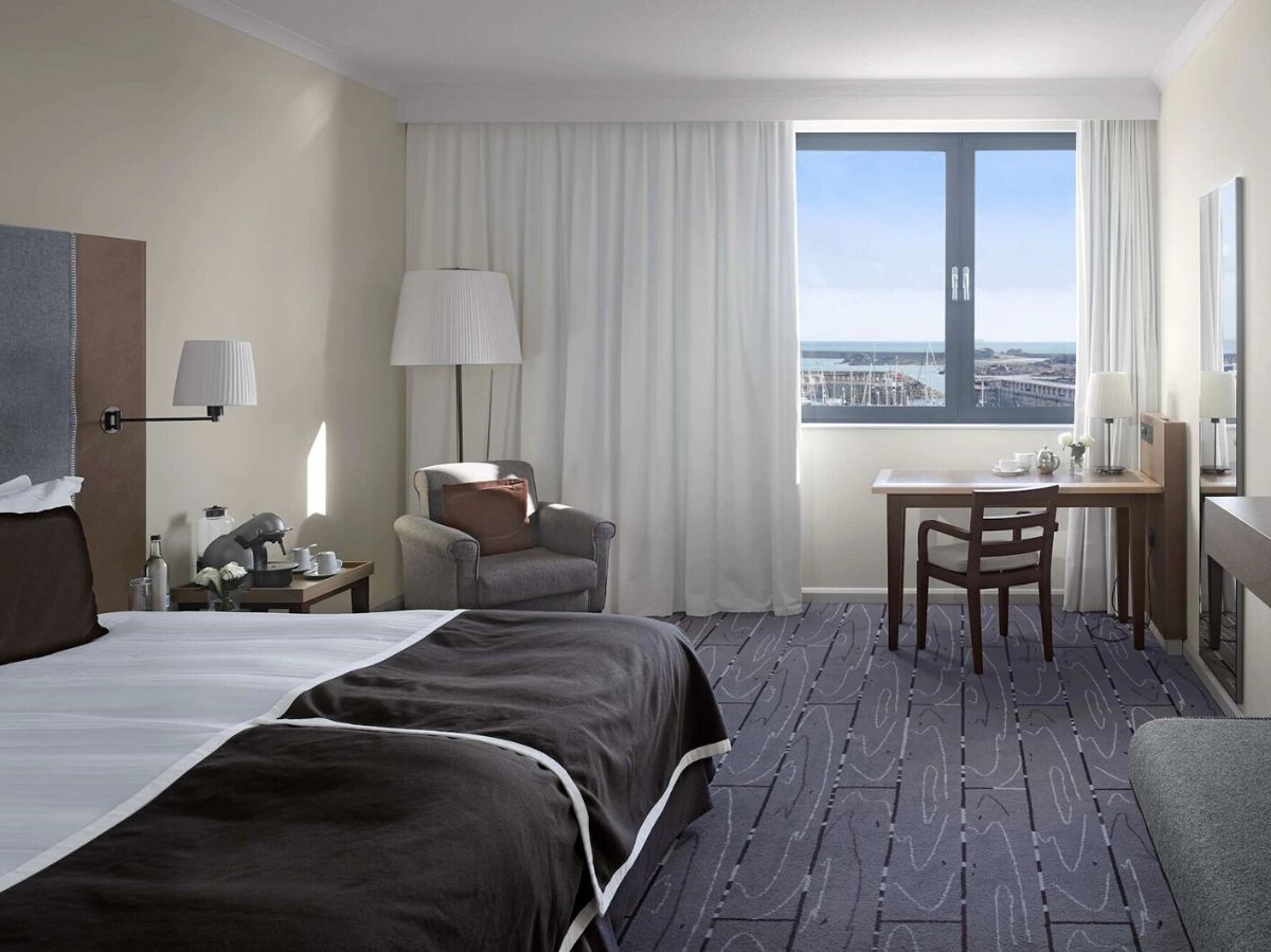 bright and spacious hotel room