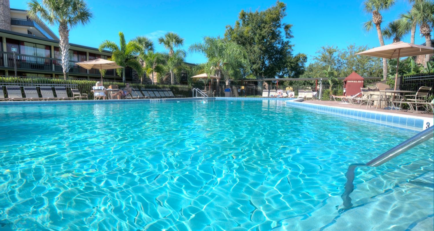 outdoor swimming pool with roman-style steps