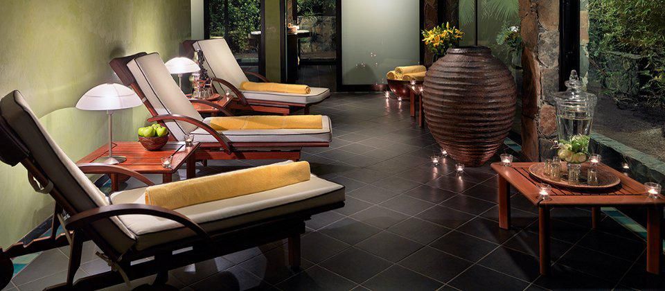 sunbeds down a narrow corridor