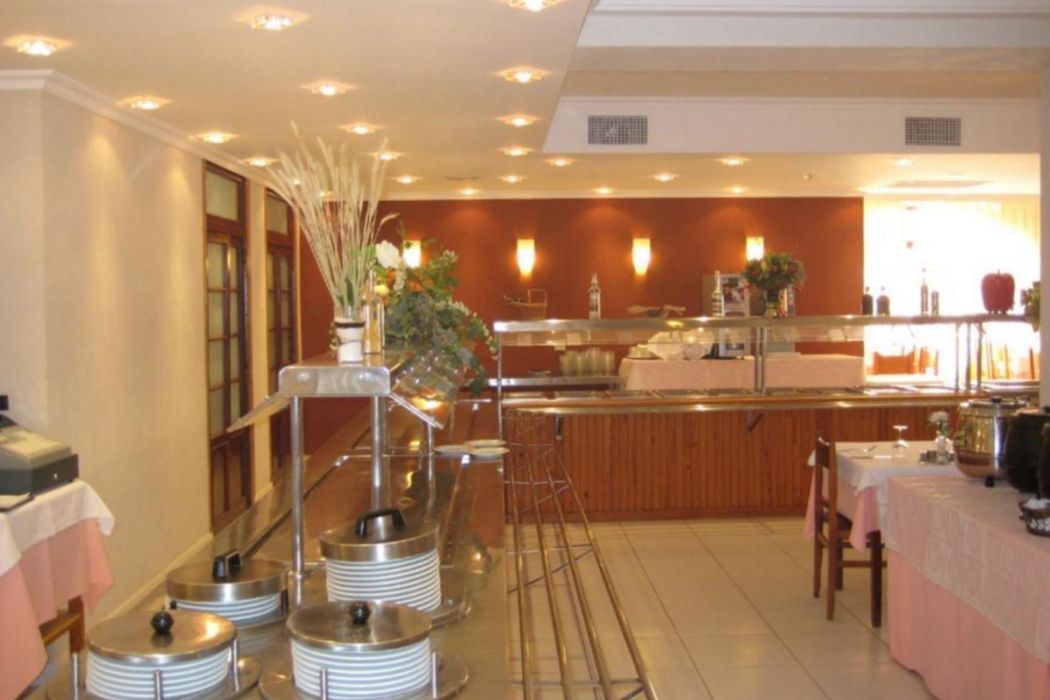 indoor buffet set up