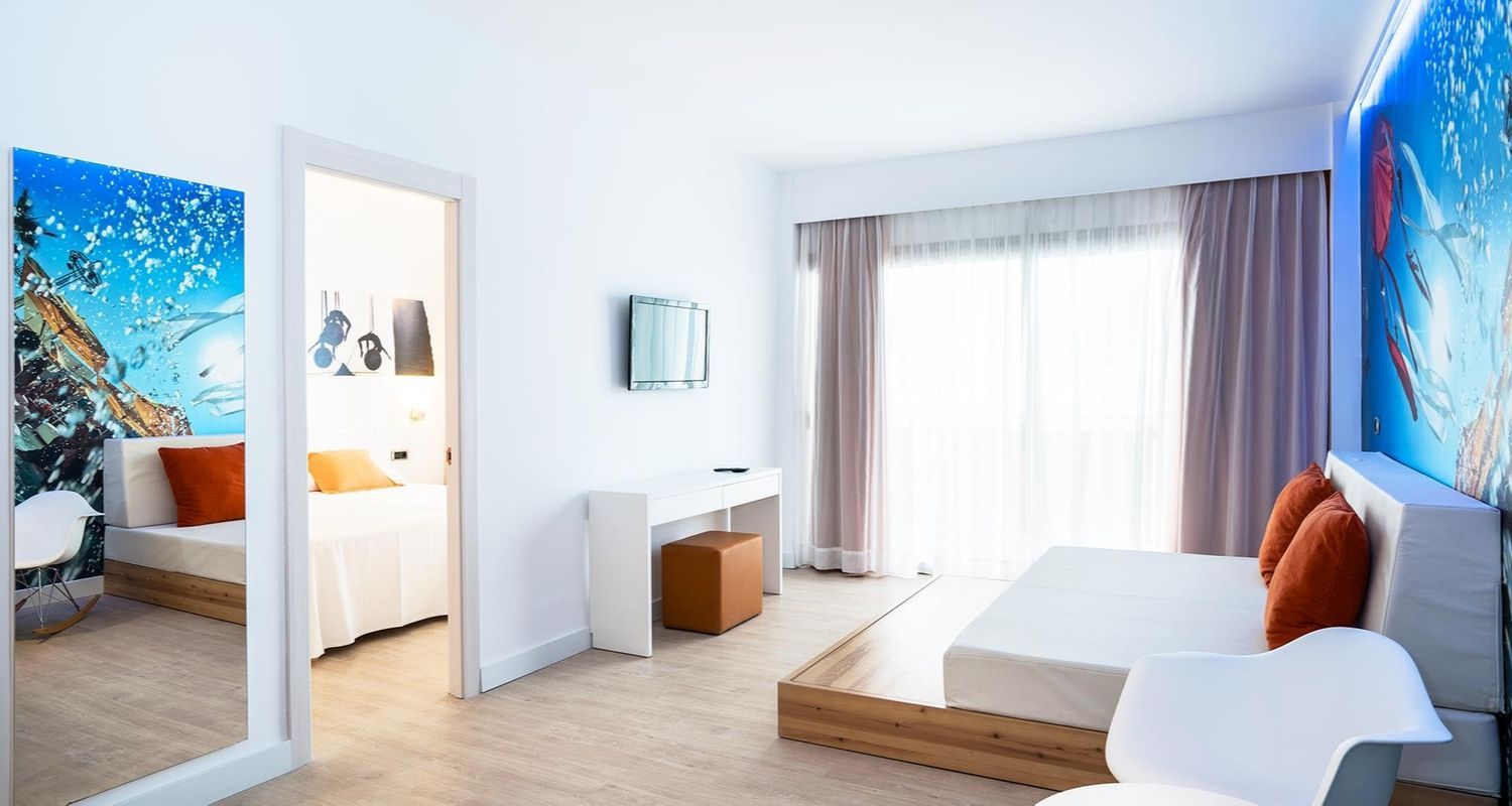 interconnecting bedrooms