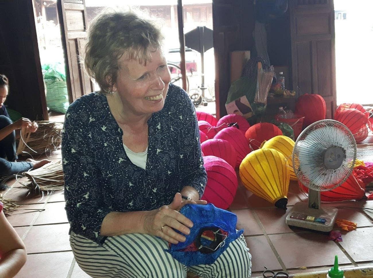 paper lantern making class